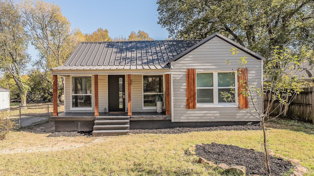 What makes certain homes stand out without obvious reasons